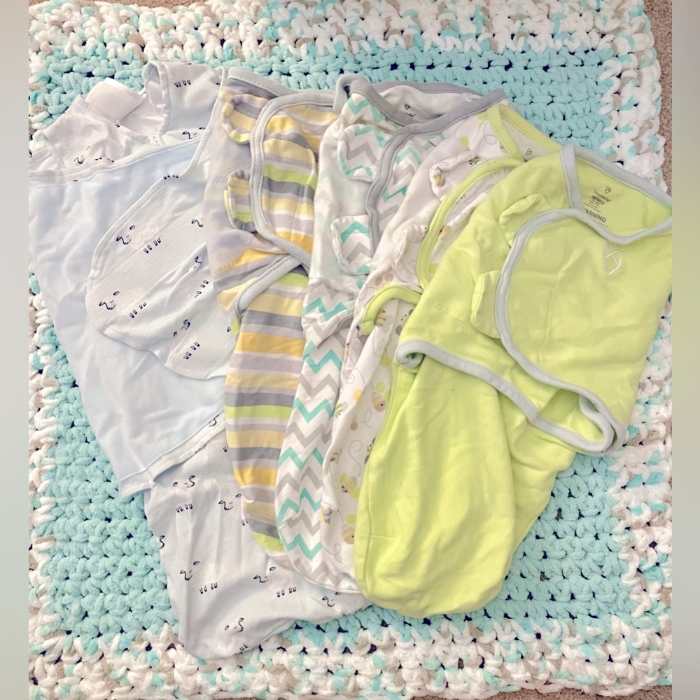 Baby swaddles, 1 Halo Sleep Sack Swaddle and 4. Swaddle me